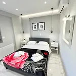 Blueline 1 Appartement Loutráki
